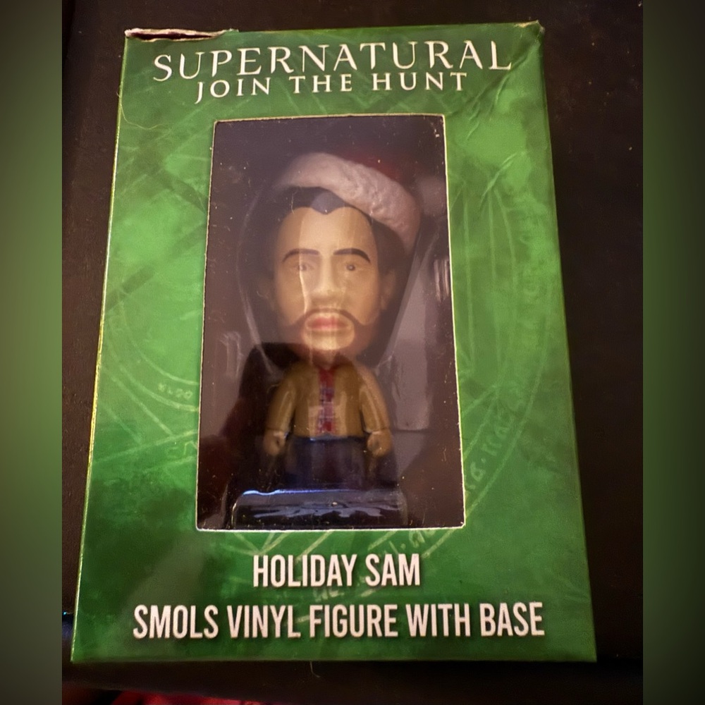 Supernatural Join The Hunt Holiday Sam Smols Vinyl Figure With Base. Brand New.